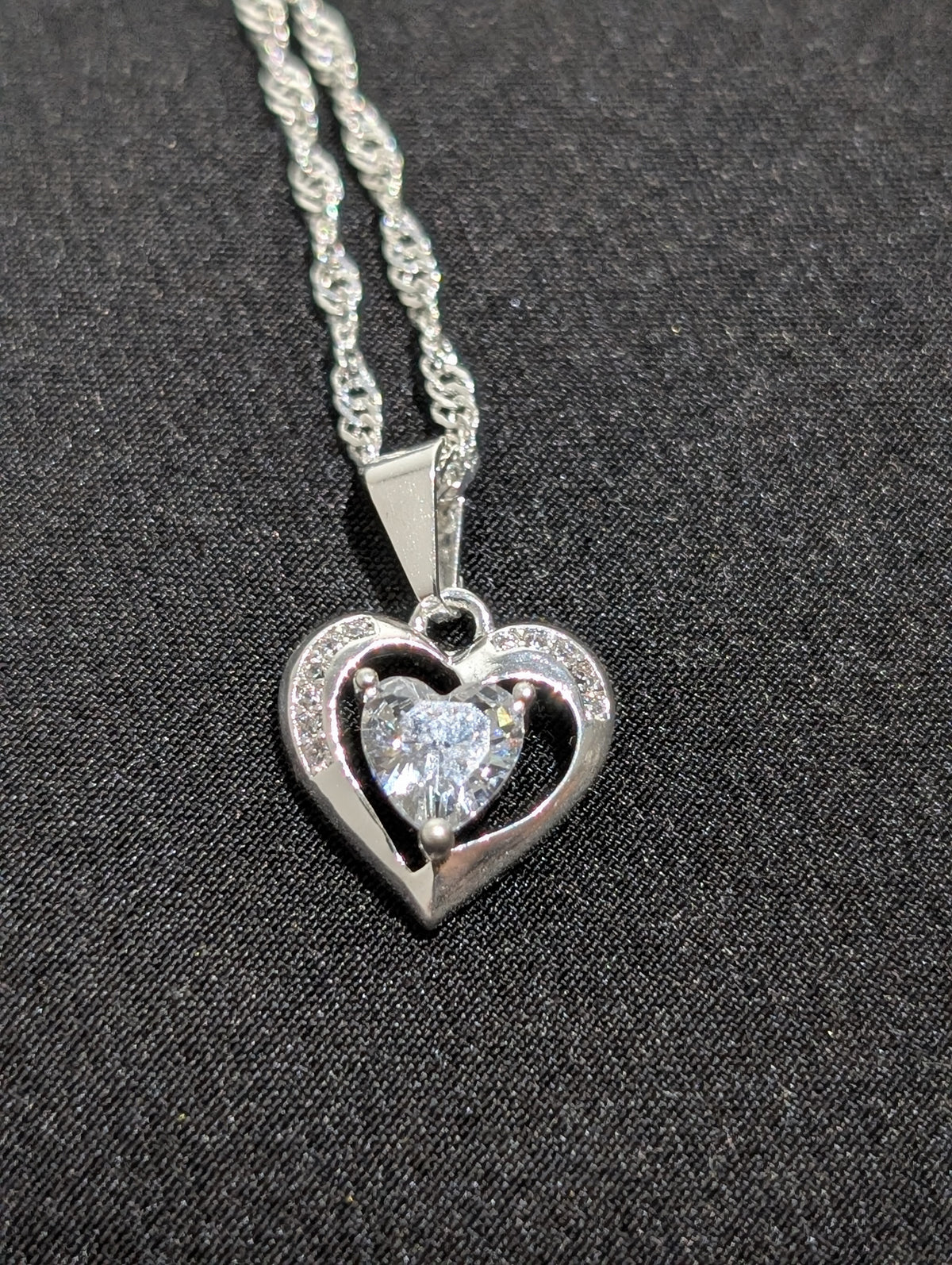 Collar corazon diamante