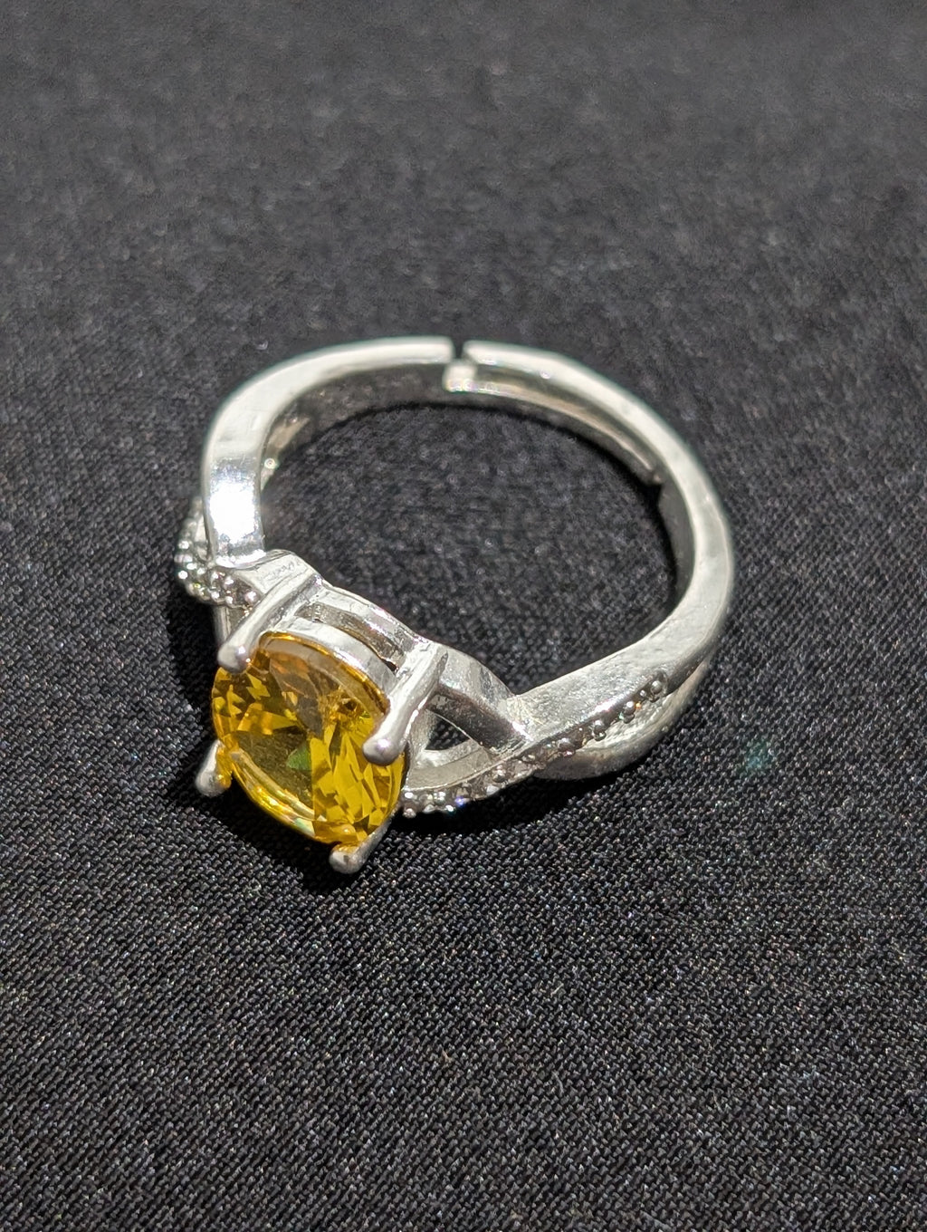 Anillo piedra amarilla 🟡